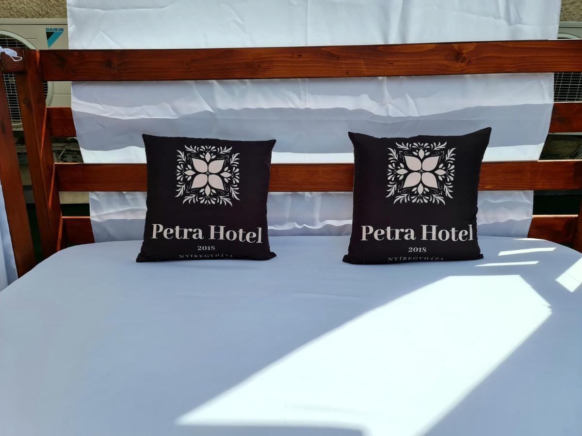 Nyíregyháza Petra Hotel מראה חיצוני תמונה
