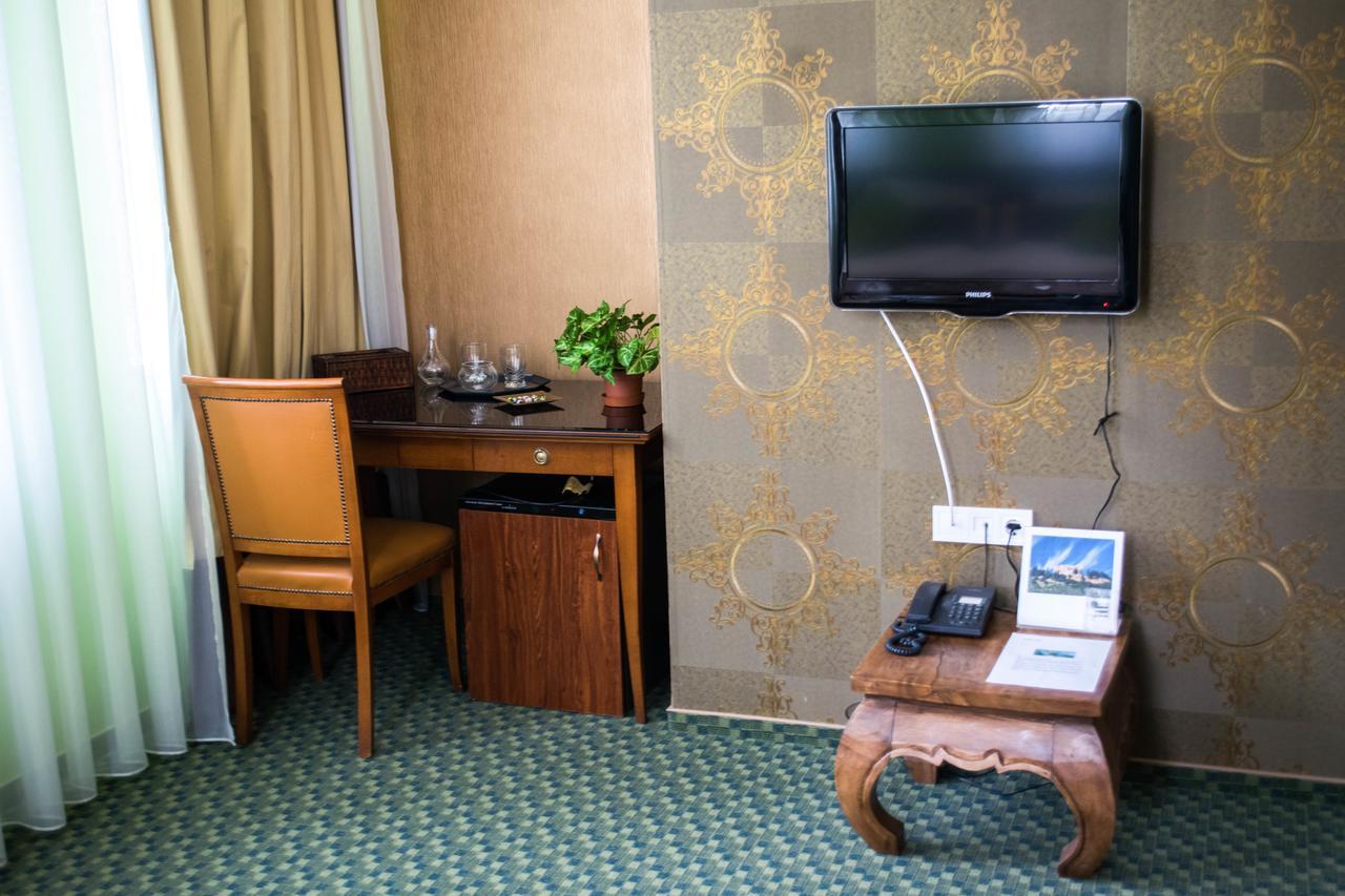 Nyíregyháza Petra Hotel מראה חיצוני תמונה