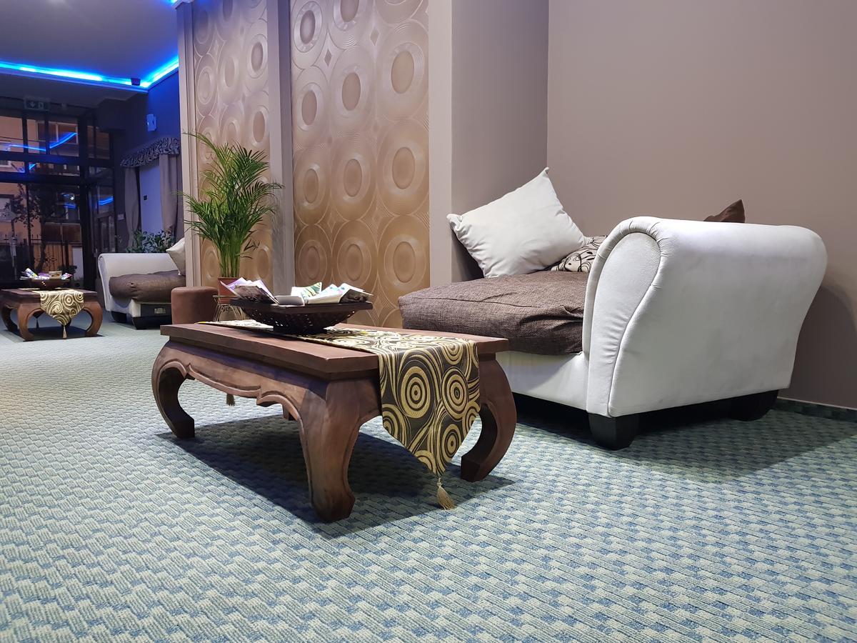 Nyíregyháza Petra Hotel מראה חיצוני תמונה